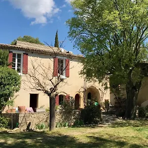 Sous Le Micocoulier Mérindol