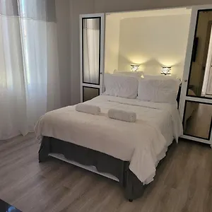  Guest house 2 Paisibles A Proche De 15 Mn, Monaco 20 Mn Et L'italie 30 Mn Et Aussi 2 Dans Le Meme Etablissement